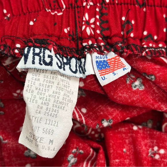 VINTAGE VRG SPORT Red Paisley Bandana Print Tiered Maxi Skirt Elastic Waist MED - Picture 11 of 12